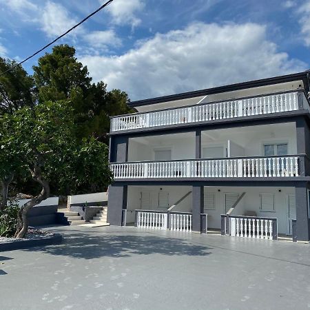Apartmani Anita Starigrad Paklenica Exteriér fotografie