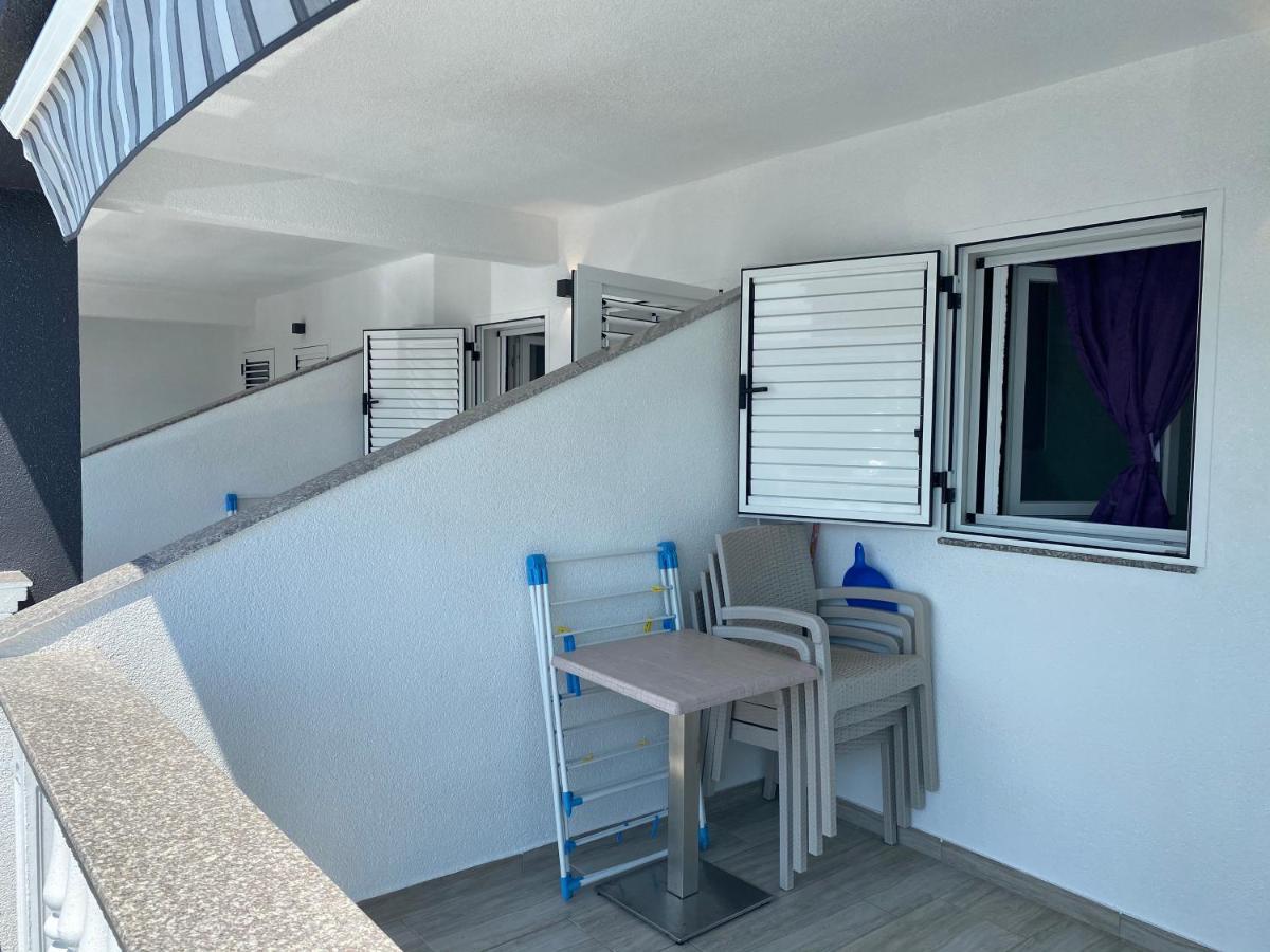 Apartmani Anita Starigrad Paklenica Exteriér fotografie