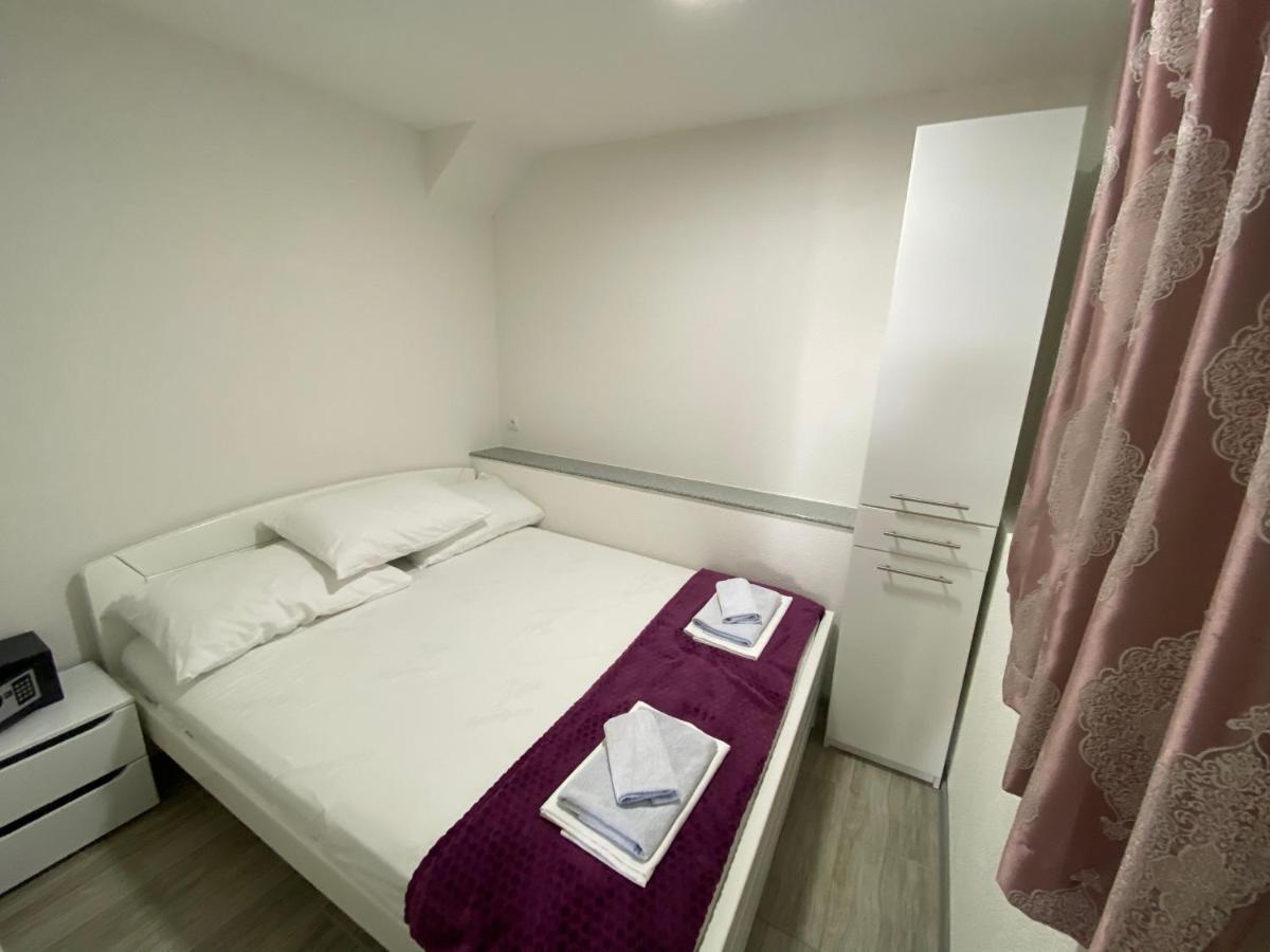 Apartmani Anita Starigrad Paklenica Exteriér fotografie
