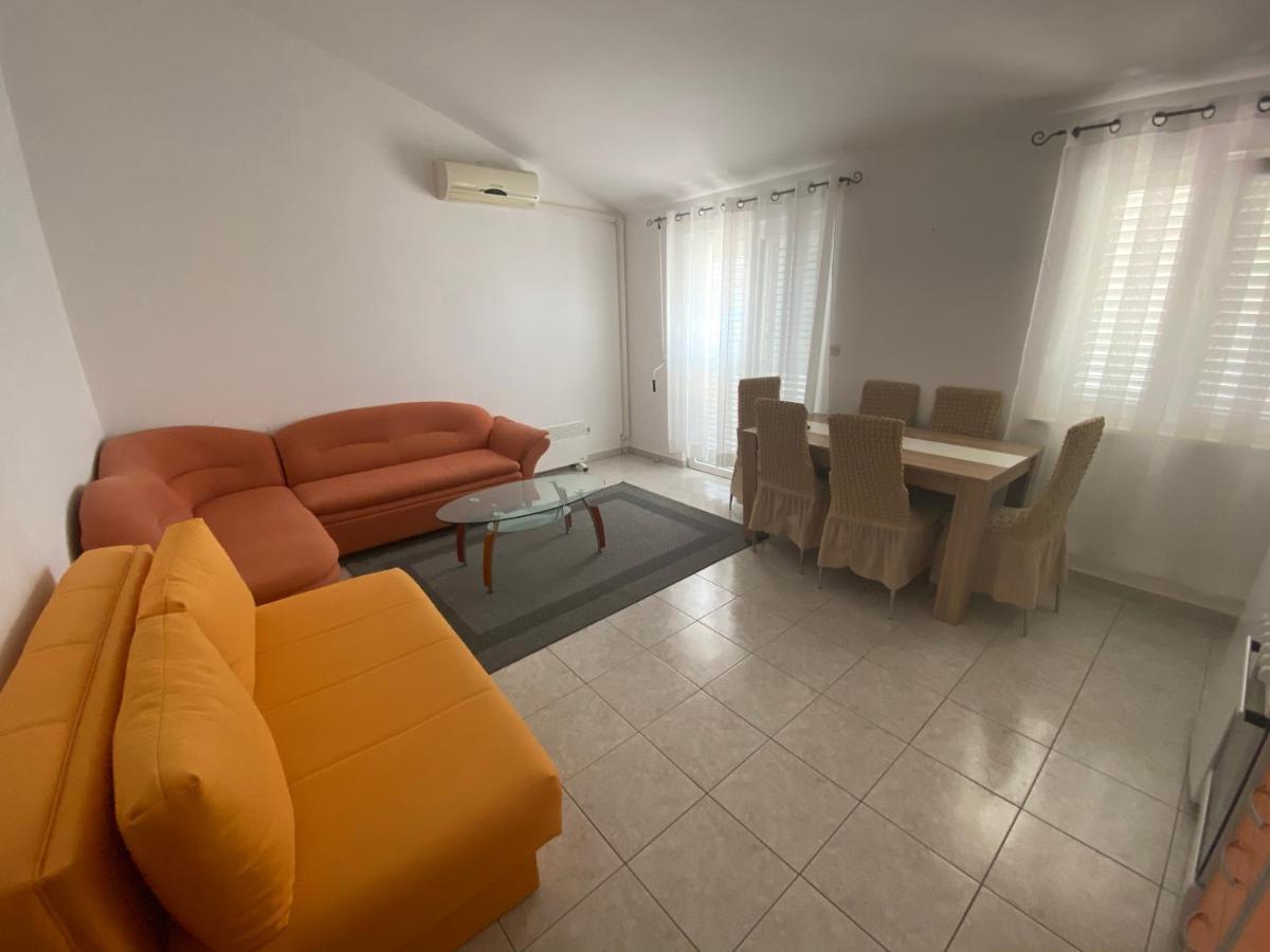 Apartmani Anita Starigrad Paklenica Exteriér fotografie