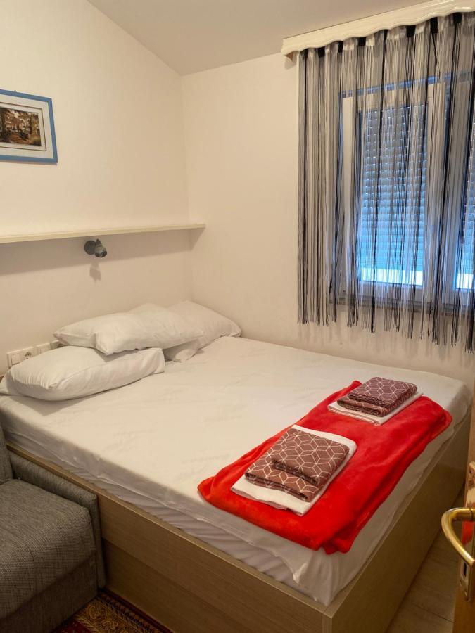 Apartmani Anita Starigrad Paklenica Exteriér fotografie